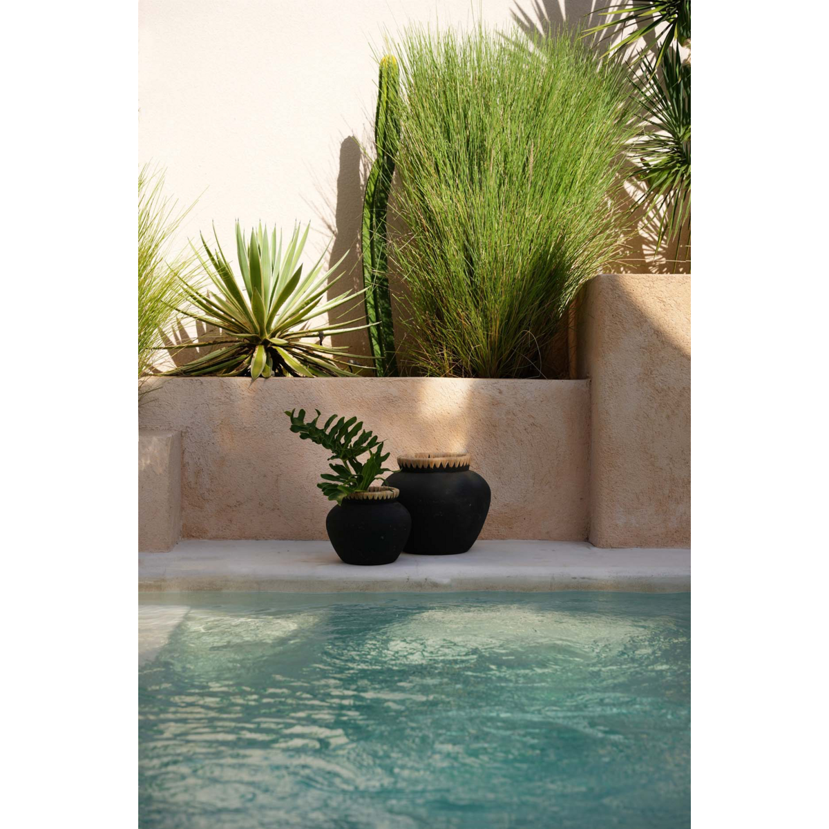 Die Styly Vase - Schwarz Natur - L