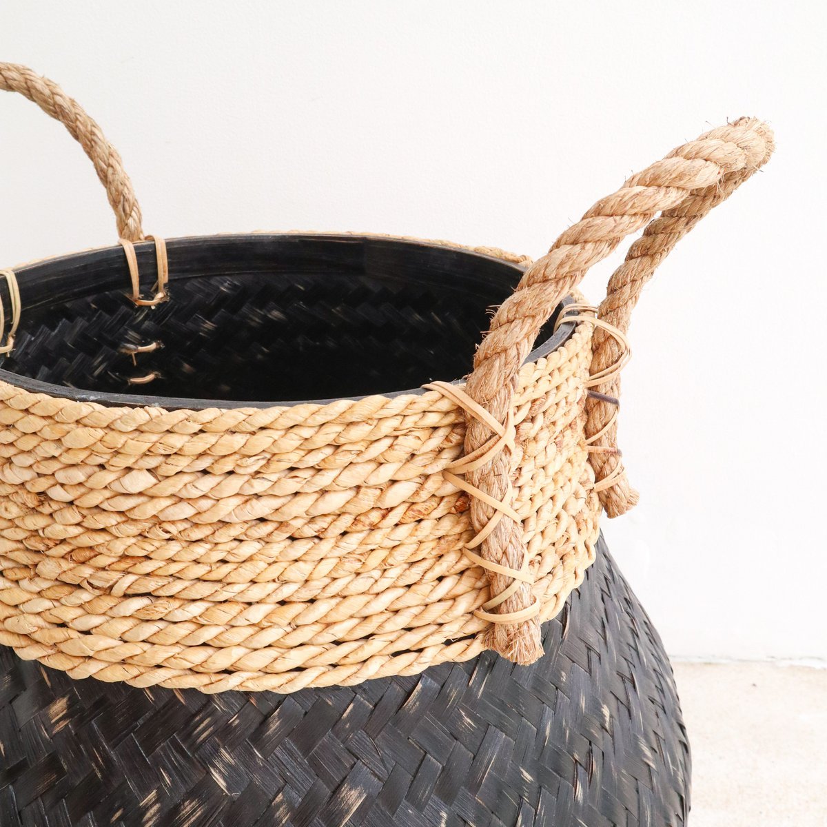 Zwarte plantenmand | Decoratieve mand | BENOA