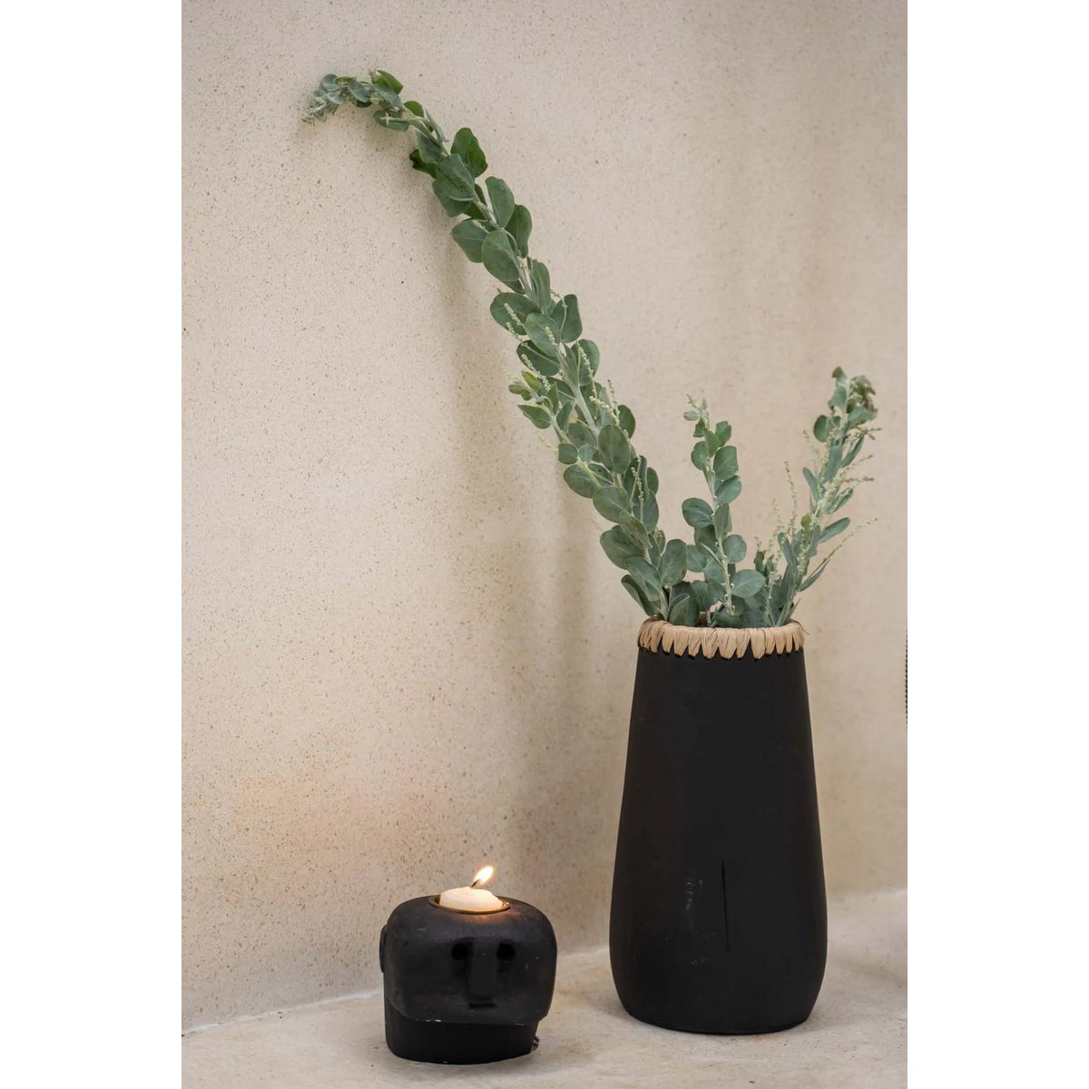 The Sneaky Vase - Black Natural - M