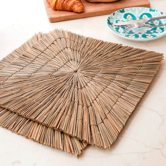 Placemat VARNA (natural) made of seagrass