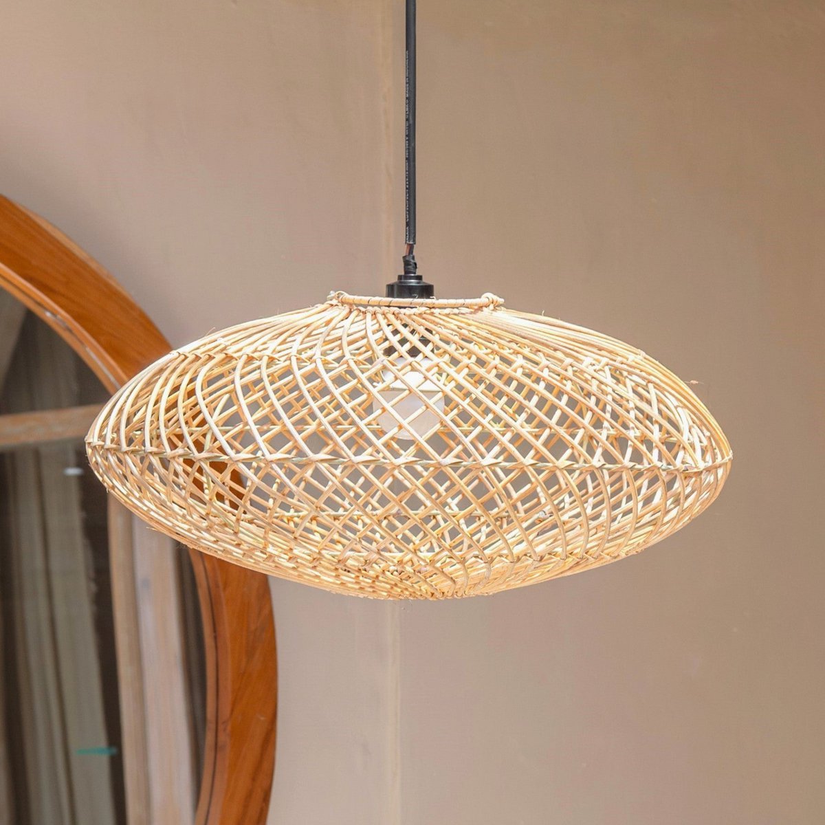 Rattan lamp Natural lampshade ARANA Flat ceiling lamp Pendant lamp made of natural fibers